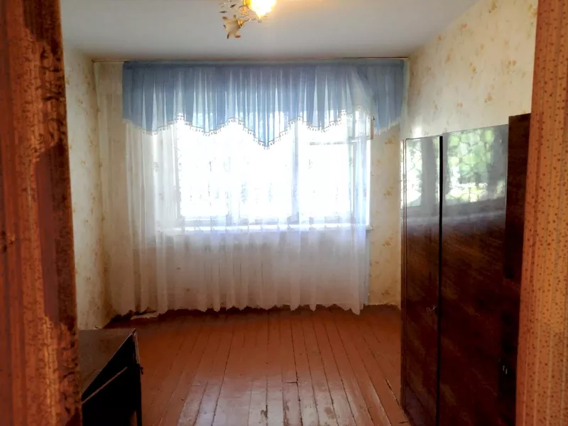 Продается 4-комнатная квартира,  63, 25 м²,  этаж 1/5 — Жезказган,  6 мкр 2
