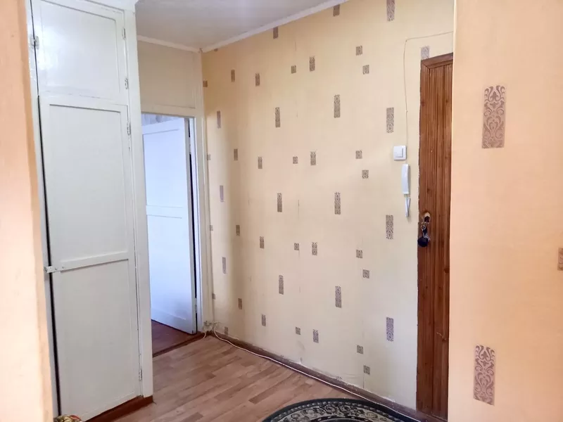 Продается 4-комнатная квартира,  63, 25 м²,  этаж 1/5 — Жезказган,  6 мкр 9